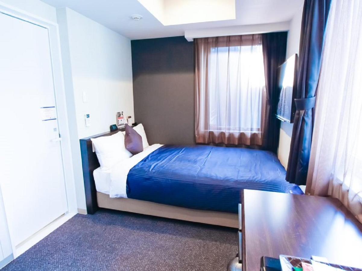 Livemax梅田west Hotel 3*